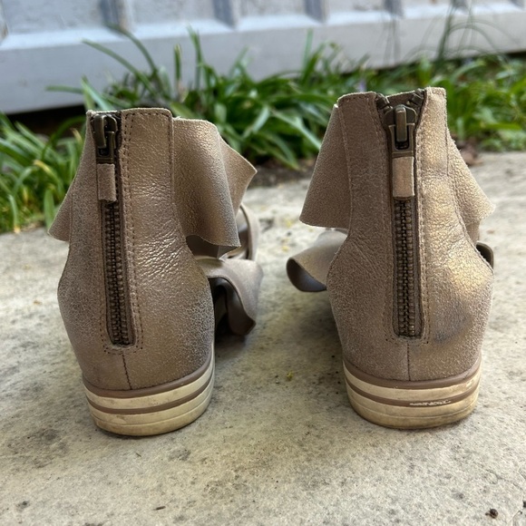Eileen Fisher Sport Metallic Suede Sneaker Sandal, size 9 - Picture 6 of 14